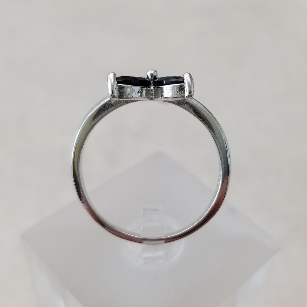 Sterling Silver Black Spinel Flower Ring - Picture 4 of 8